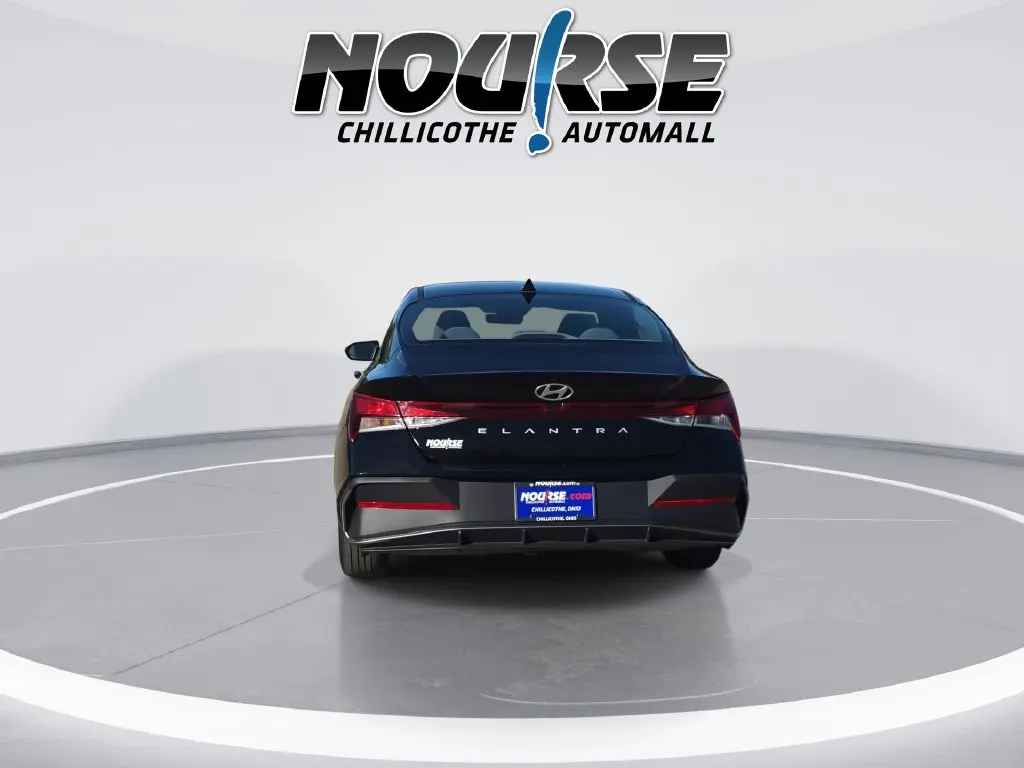 2024 Hyundai Elantra - $21,328