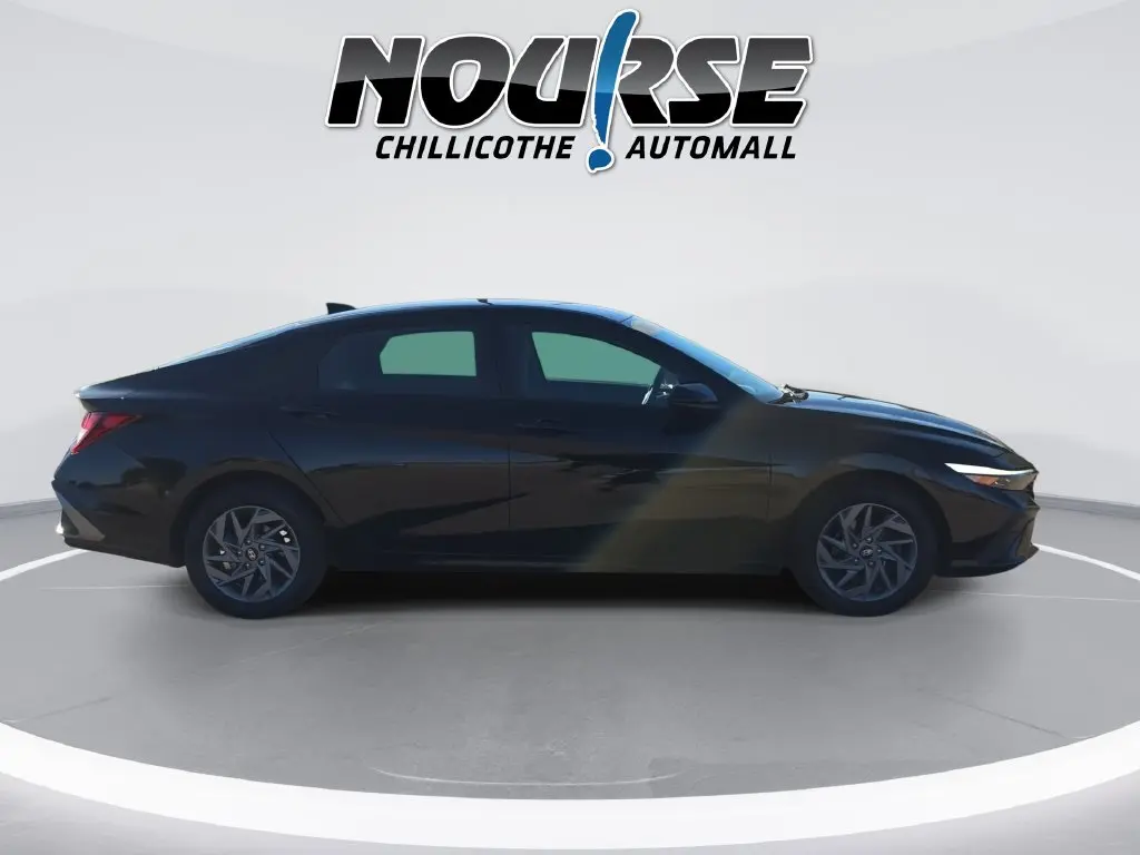 2024 Hyundai Elantra - $21,328