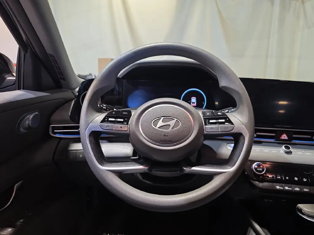 2024 Hyundai Elantra - $21,328