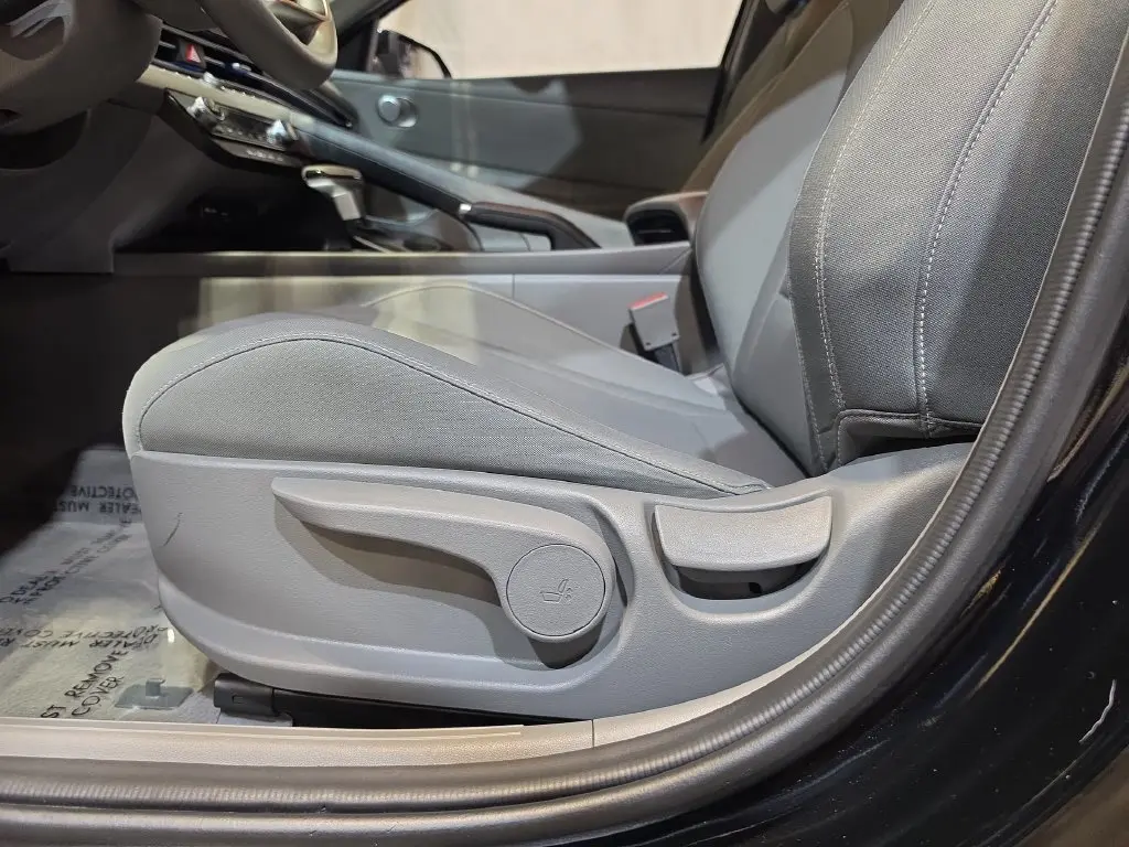 2024 Hyundai Elantra - $21,328