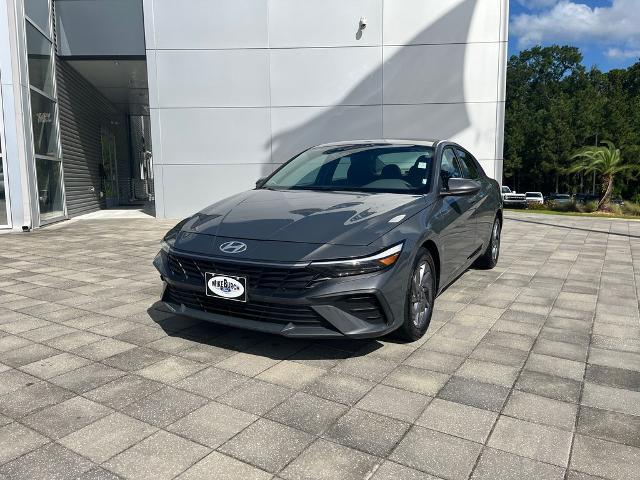2024 Hyundai Elantra - $18,395