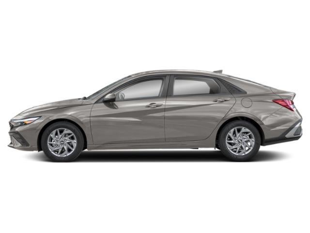2024 Hyundai ELANTRA SEL — photo 1 of 12