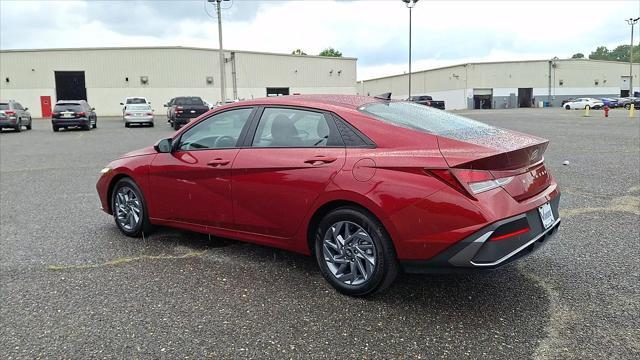 2024 Hyundai Elantra - $21,991