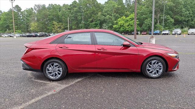 2024 Hyundai Elantra - $21,991