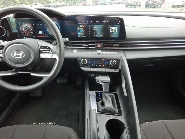 2024 Hyundai Elantra - $21,991