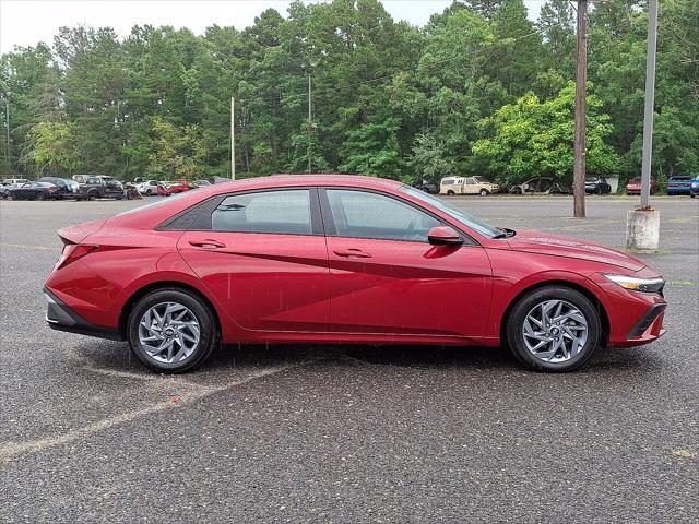 2024 Hyundai Elantra - $21,991