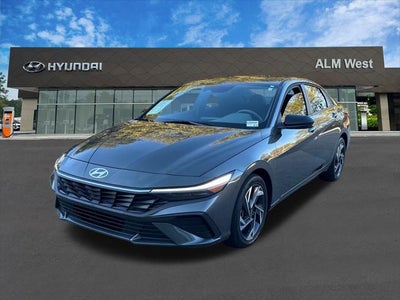 2025 Hyundai Elantra SEL Sport 4DR Sedan