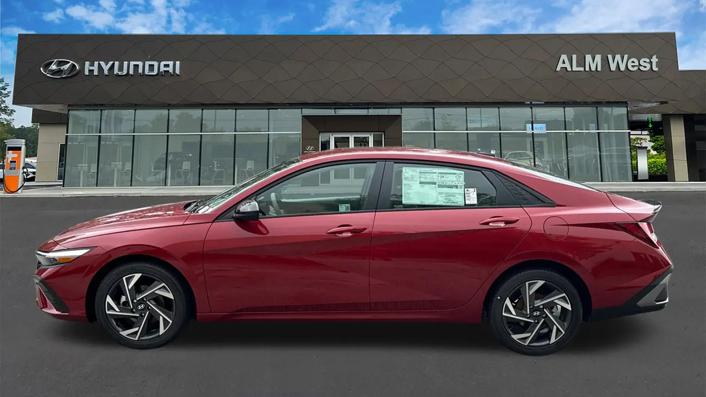 2025 Hyundai ELANTRA SEL Sport