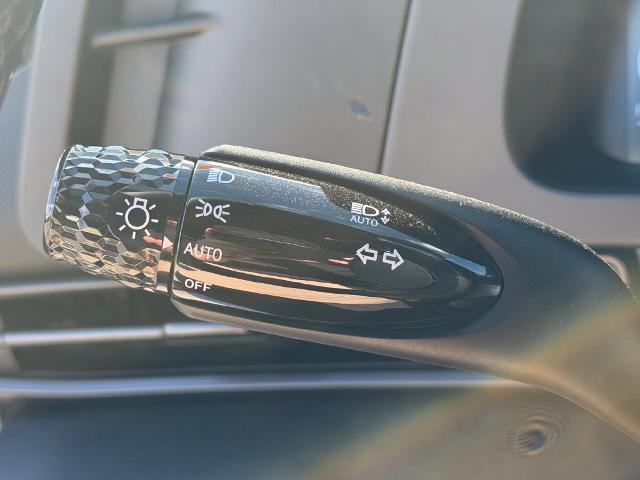 2025 Hyundai Elantra - $23,074