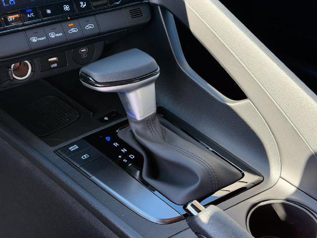 2025 Hyundai Elantra - $23,074