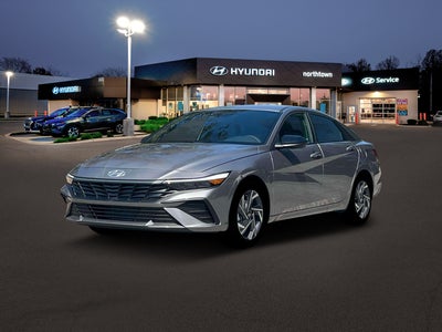 2025 Hyundai Elantra SEL Sport 4DR Sedan