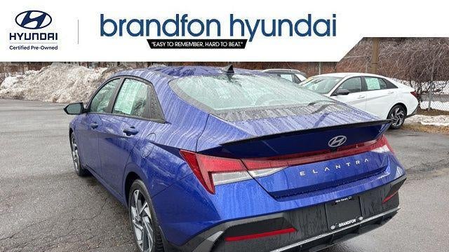 2025 Hyundai ELANTRA SEL Sport