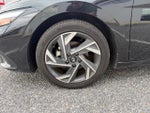 2025 Elantra Thumbnail 22