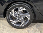 2025 Elantra Thumbnail 9