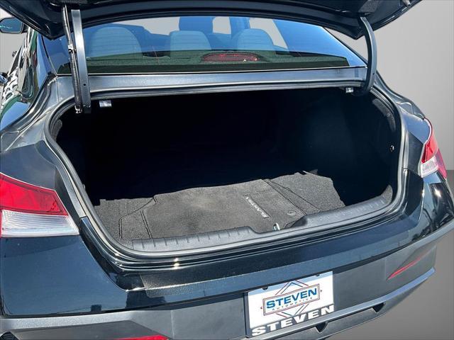 2025 Hyundai Elantra - $17,299
