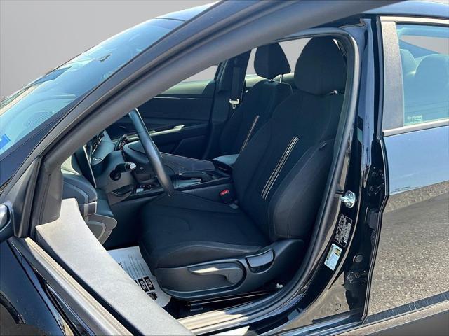 2025 Hyundai Elantra - $17,299
