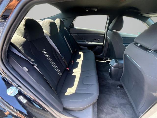 2025 Hyundai Elantra - $17,299