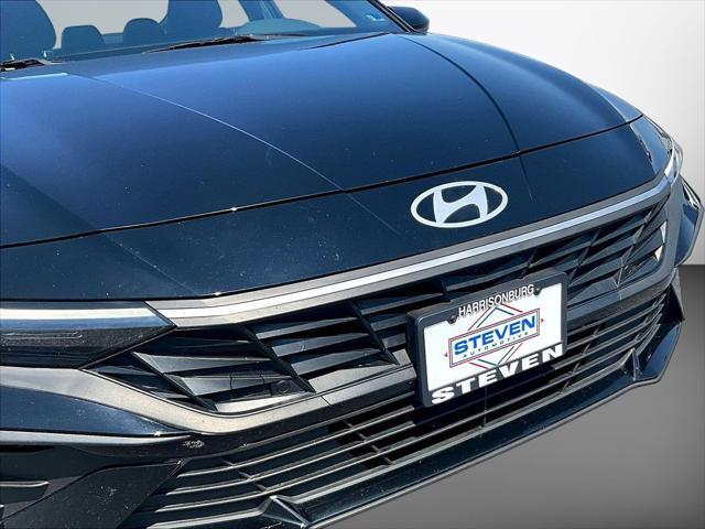 2025 Hyundai Elantra - $17,299