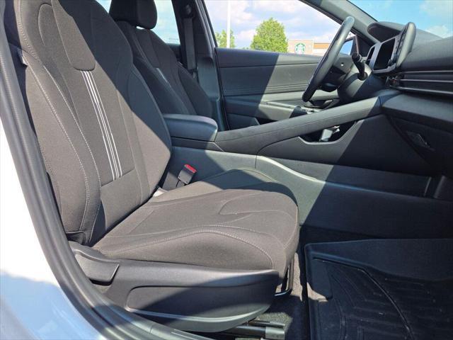 2025 Hyundai Elantra - $20,267