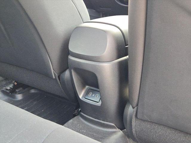 2025 Hyundai Elantra - $20,267