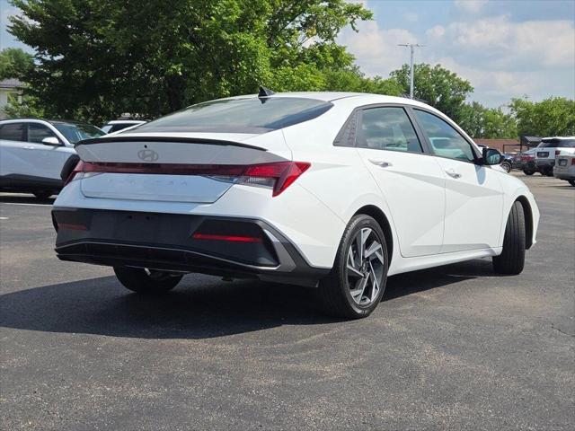 2025 Hyundai Elantra - $20,267