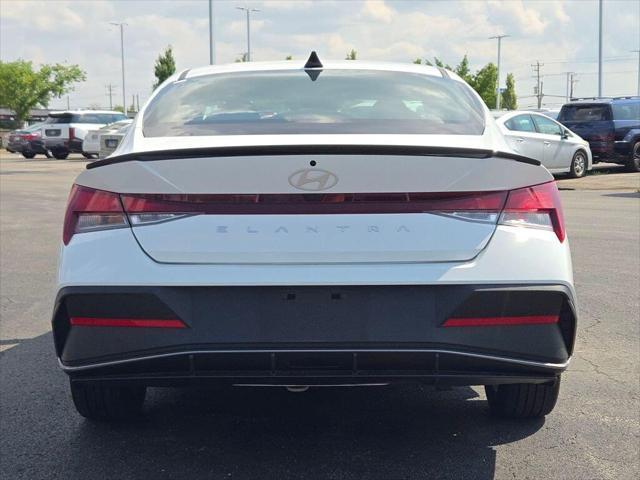 2025 Hyundai Elantra - $20,267