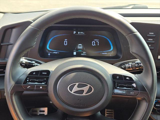 2025 Hyundai Elantra - $20,267