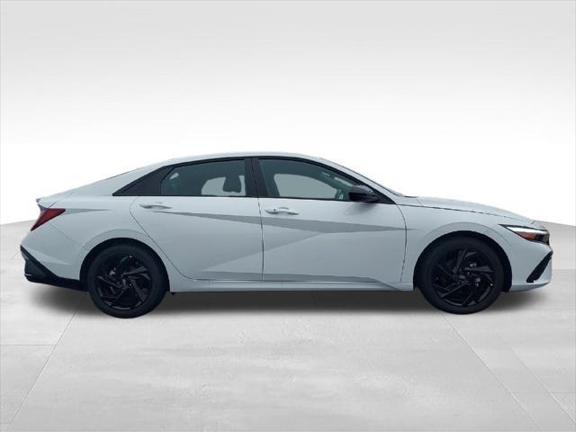 2026 Hyundai Elantra - $26,105