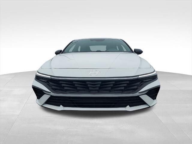 2026 Hyundai Elantra - $26,105