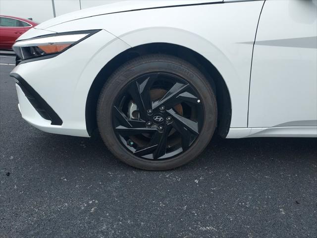 2026 Hyundai Elantra - $26,105