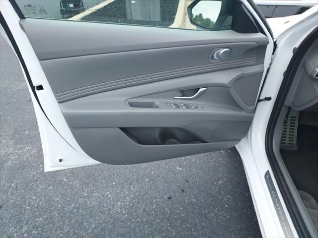 2026 Hyundai Elantra - $26,105
