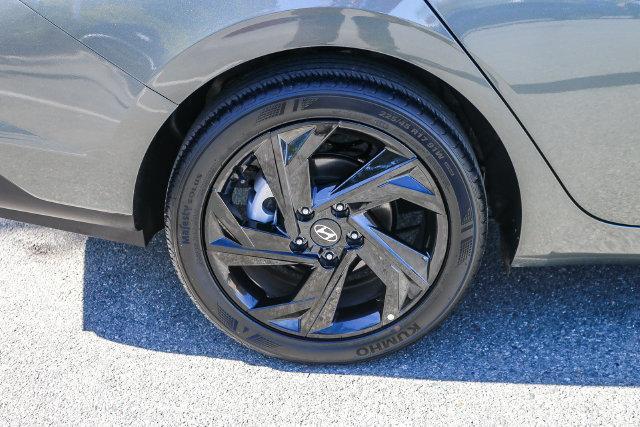 2026 Hyundai Elantra - $21,000