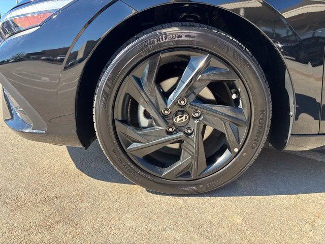 2026 Hyundai Elantra - $23,998