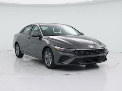 2024 Hyundai Elantra SEL 4DR Sedan