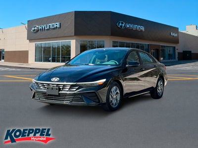 2024 Hyundai Elantra SEL 4DR Sedan
