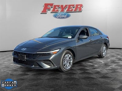 2024 Hyundai Elantra SEL 4DR Sedan