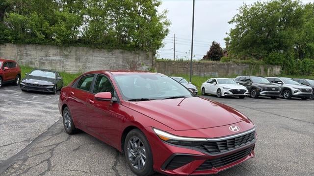 Preowned 2024 Hyundai ELANTRA SEL for Sale
