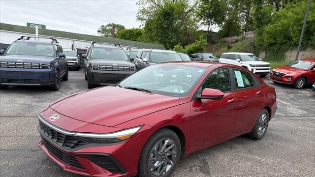2024 Hyundai ELANTRA SEL