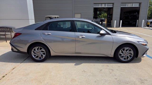 2024 Hyundai Elantra - $21,101