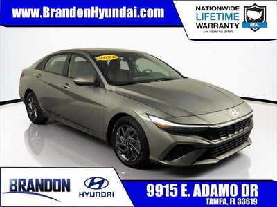 2024 Hyundai Elantra SEL 4DR Sedan