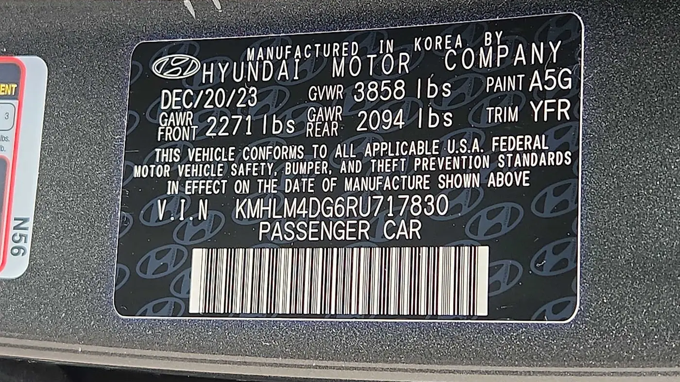 2024 Hyundai ELANTRA SEL