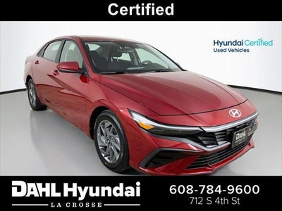 2024 Hyundai Elantra SEL 4DR Sedan