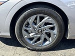 2024 Elantra Thumbnail 11