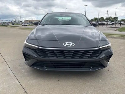 2025 Hyundai Elantra SEL Sport 4DR Sedan
