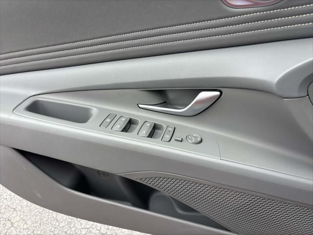 2025 Hyundai Elantra - $23,795