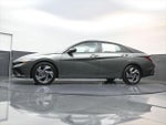 2025 Elantra Thumbnail 28