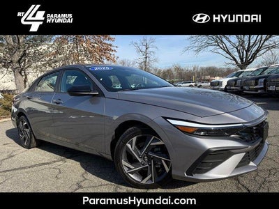 2025 Hyundai Elantra SEL Sport 4DR Sedan