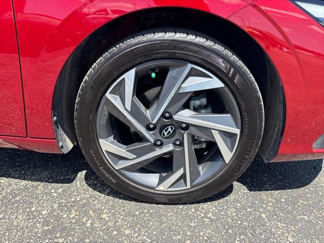 2025 Hyundai Elantra - $19,699