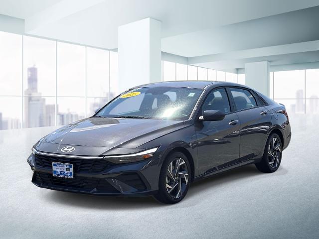 2025 Hyundai Elantra - $21,999