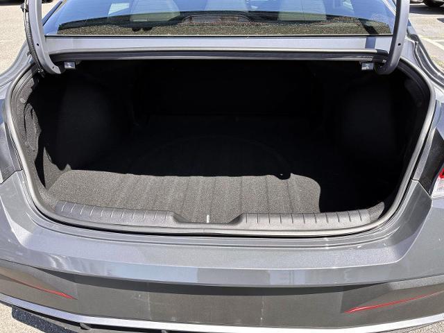 2025 Hyundai Elantra - $21,999